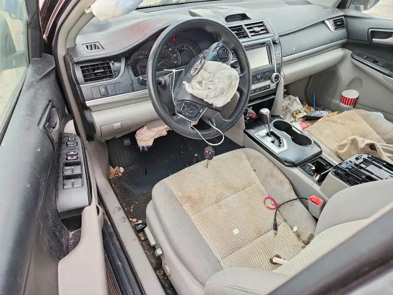 2014 TOYOTA CAMRY LE  