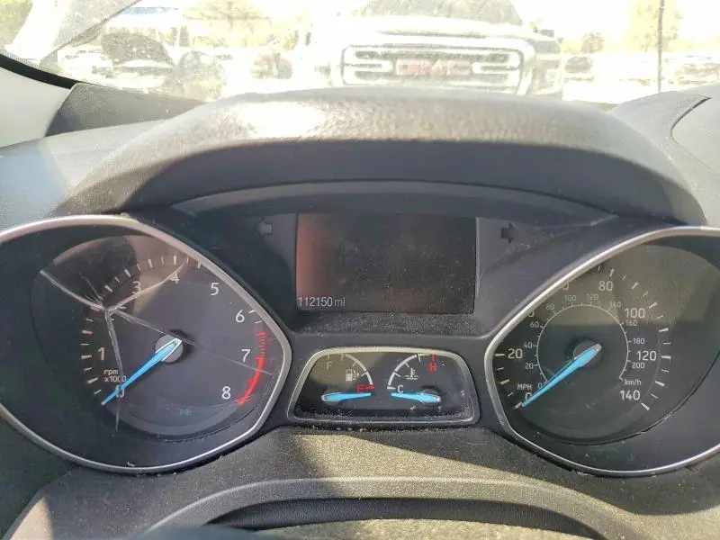 2017 FORD ESCAPE SE  
