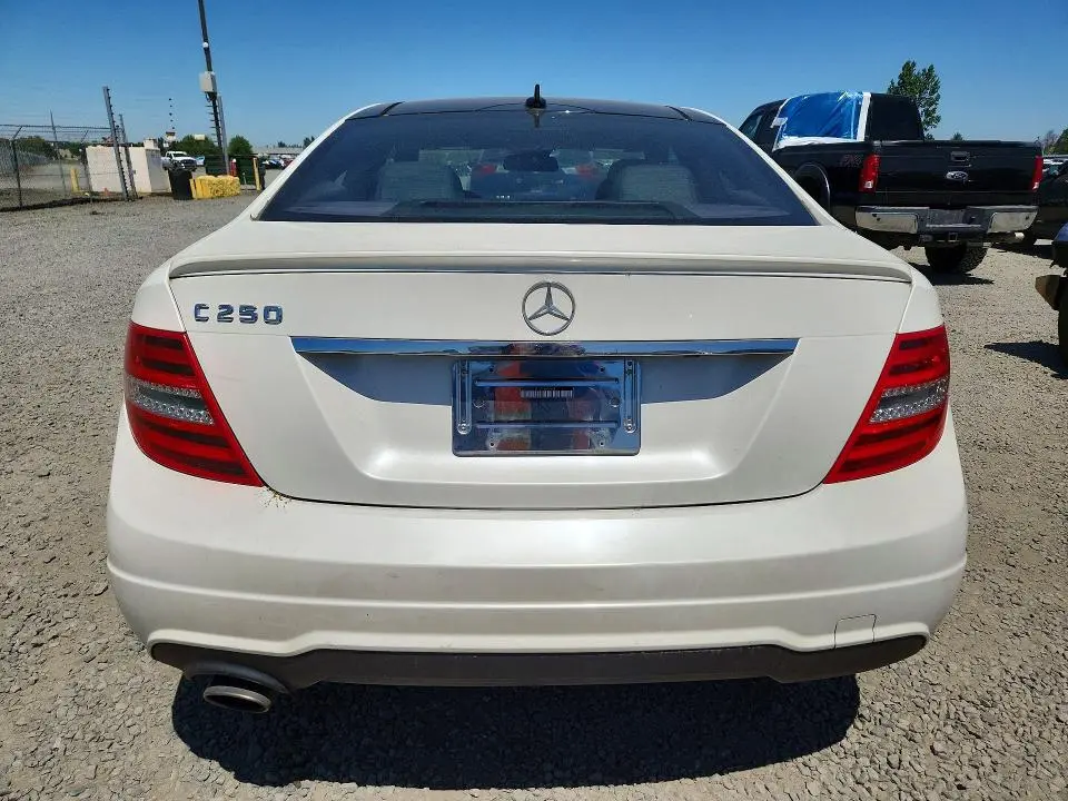 2013 MERCEDES-BENZ C 250  