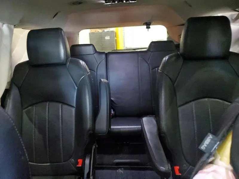 2015 CHEVROLET TRAVERSE LTZ  