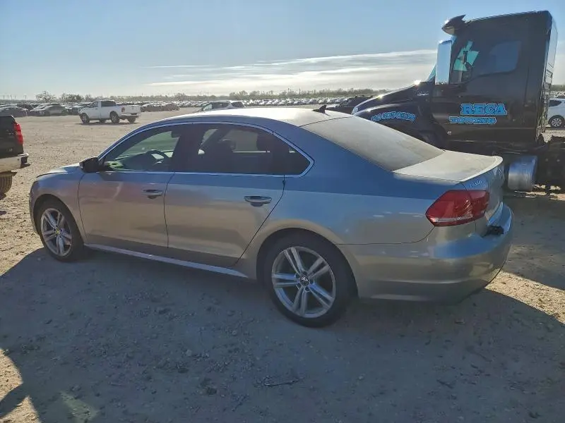 2014 VOLKSWAGEN PASSAT SE  
