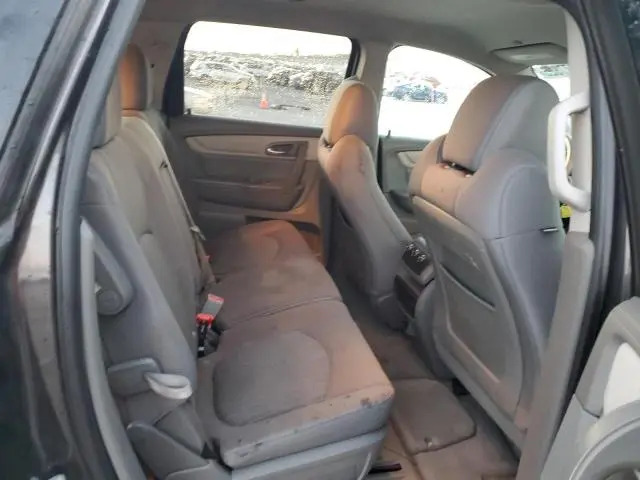2016 CHEVROLET TRAVERSE LS  