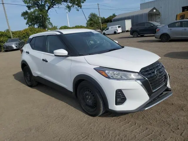 2021 NISSAN KICKS S  