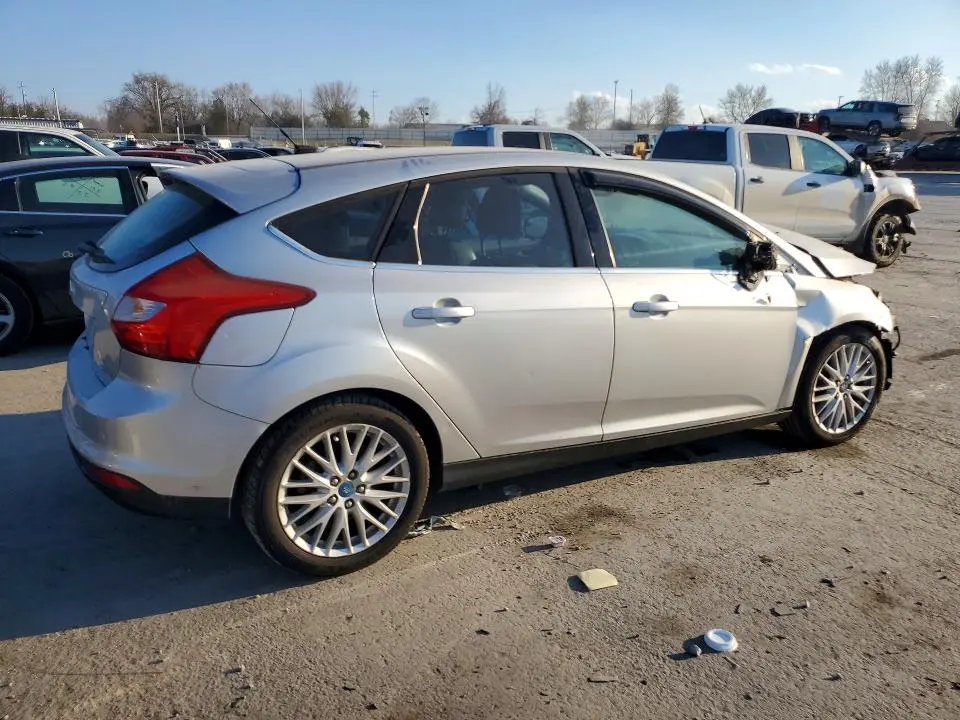 2012 FORD FOCUS SEL  