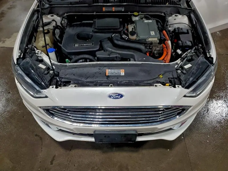 2018 FORD FUSION TITANIUM/PLATINUM HEV  