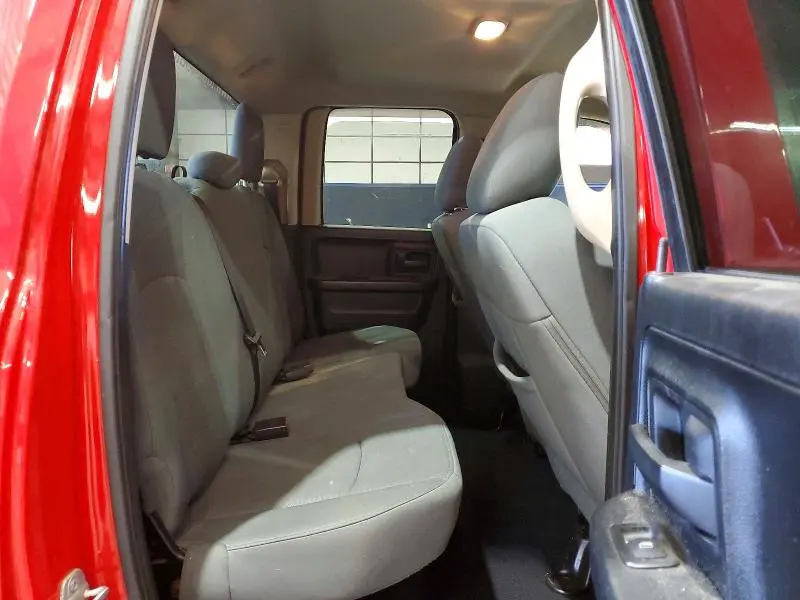 2014 RAM 1500 ST  