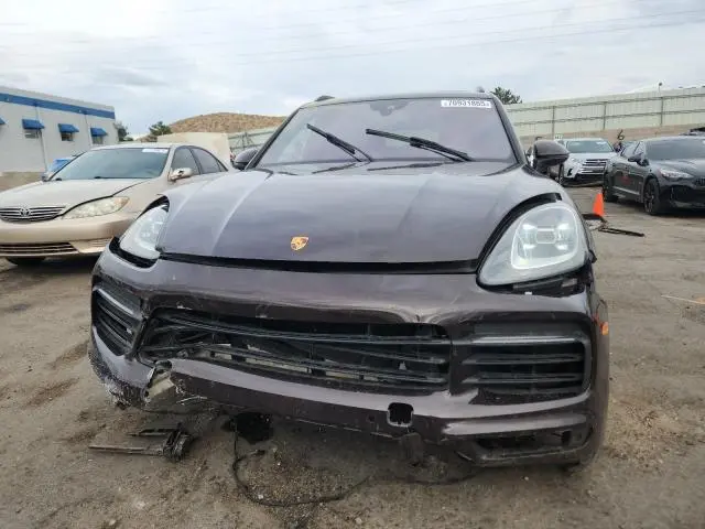 2021 PORSCHE CAYENNE S  