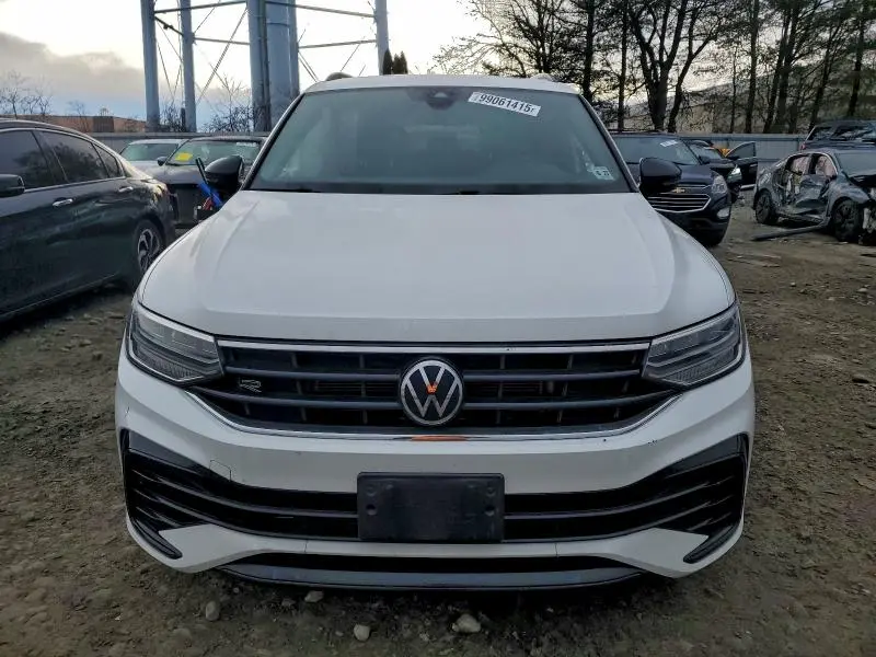 2022 VOLKSWAGEN TIGUAN SE R-LINE BLACK  