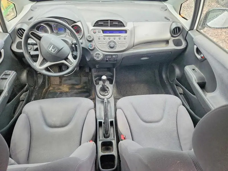2010 HONDA FIT   
