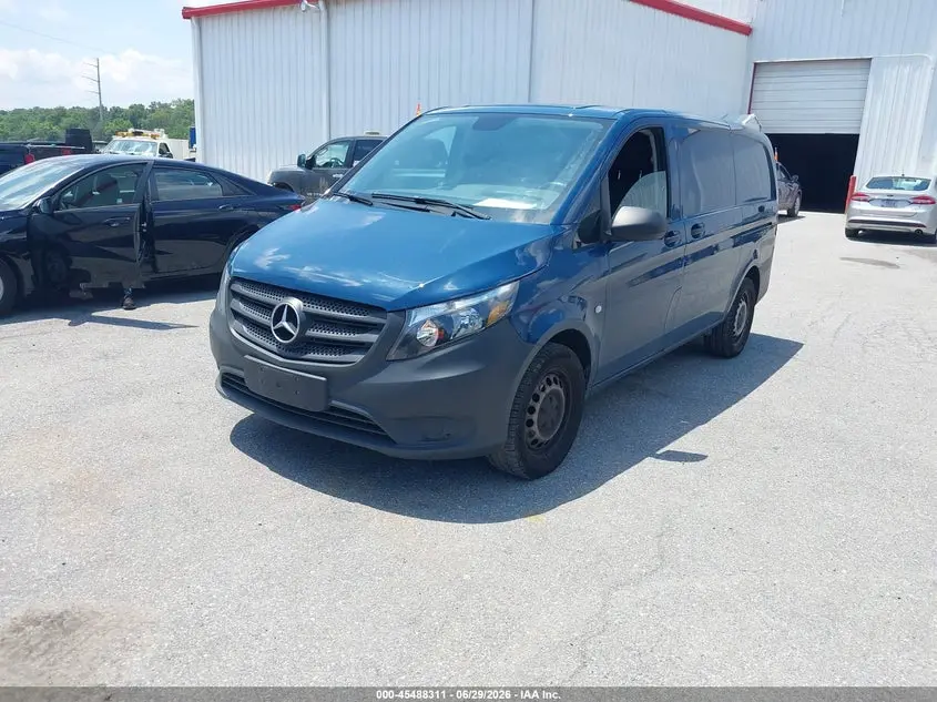 2019 MERCEDES-BENZ METRIS  