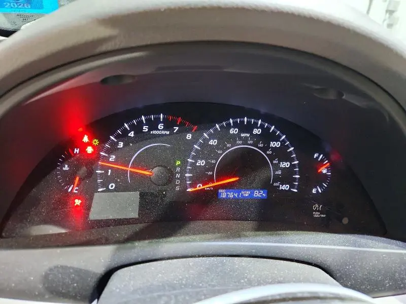 2011 TOYOTA CAMRY LE  