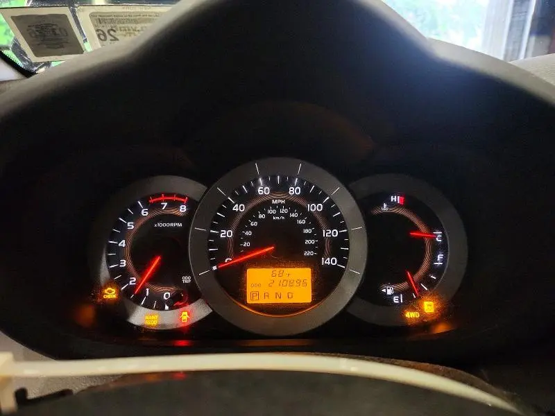 2010 TOYOTA RAV4 BASE  