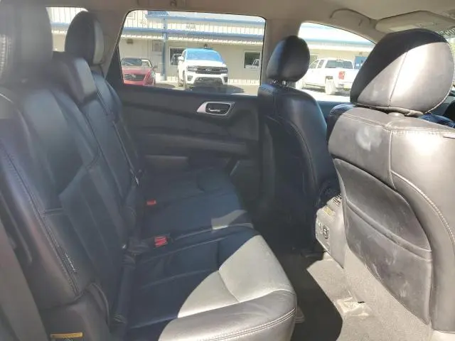 2020 NISSAN PATHFINDER SL  