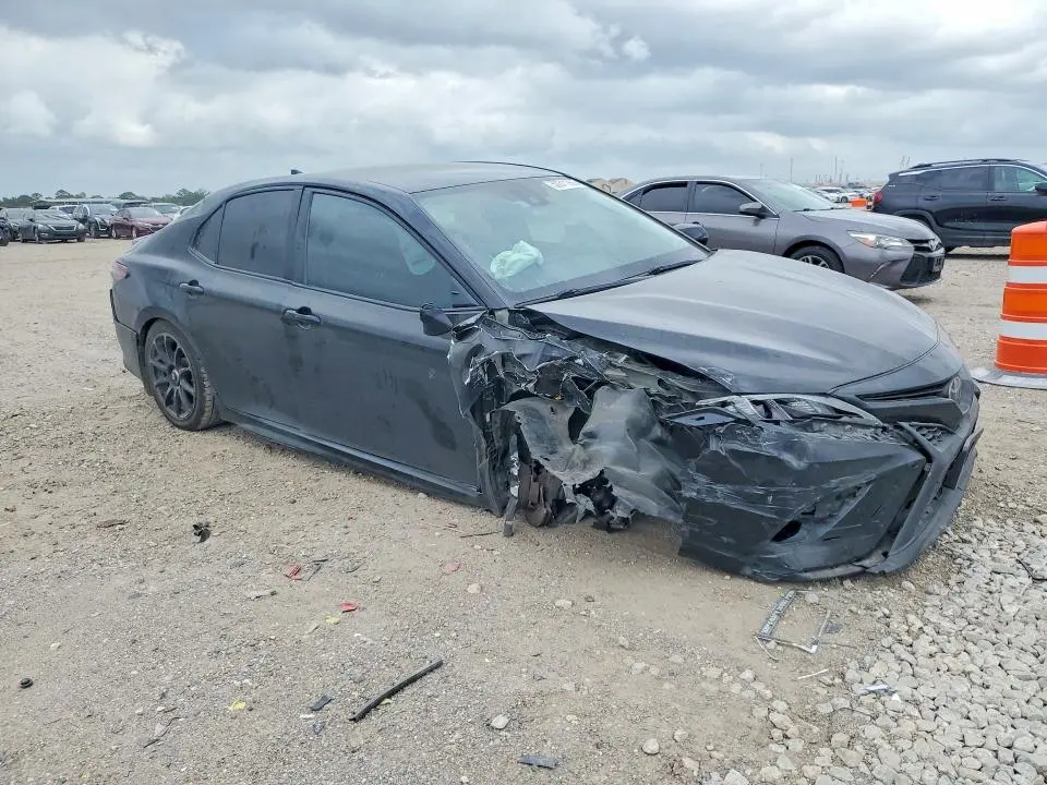2021 TOYOTA CAMRY SE NIGHTSHADE  