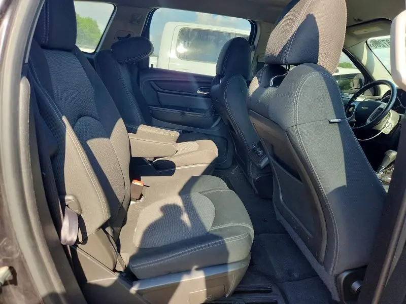2016 CHEVROLET TRAVERSE LT  