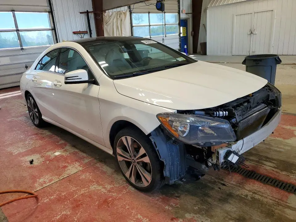 2019 MERCEDES-BENZ CLA 250 4MATIC  