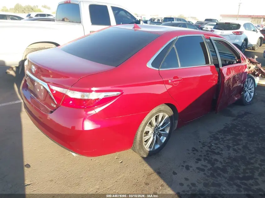 2017 TOYOTA CAMRY XLE