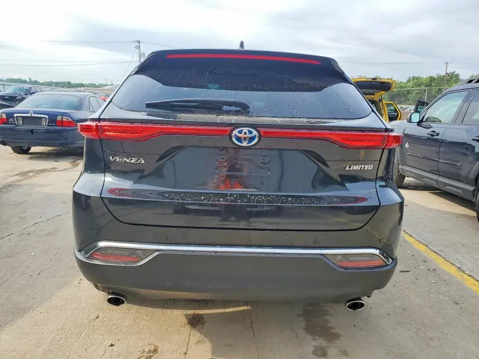 2024 TOYOTA VENZA LIMITED  