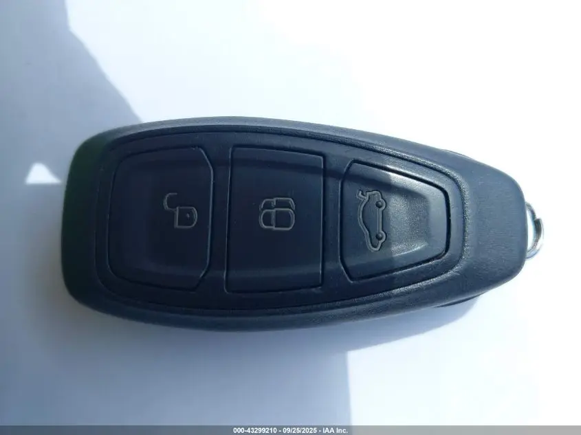 2011 FORD FIESTA SEL