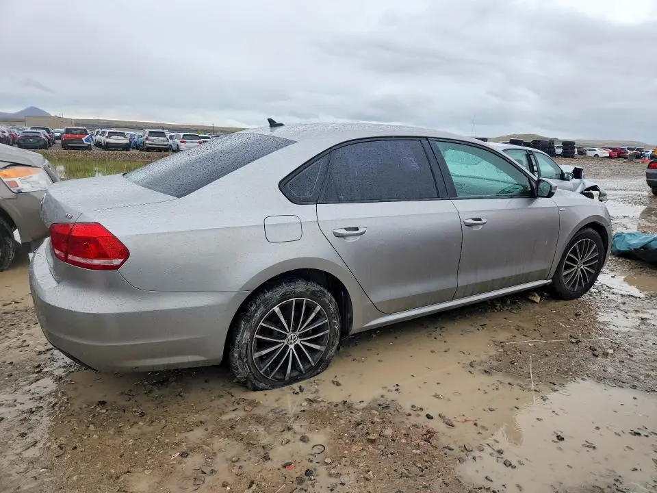 2014 VOLKSWAGEN PASSAT S  