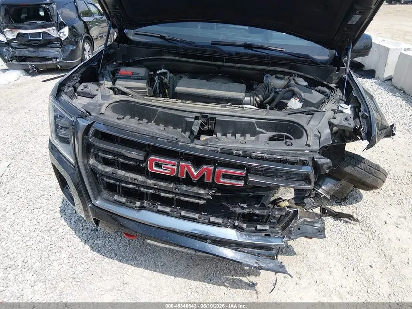 2024 GMC YUKON XL 4WD AT4