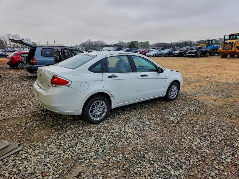 2010 FORD FOCUS SE  
