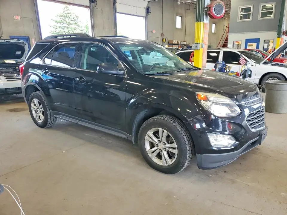2017 CHEVROLET EQUINOX LT  