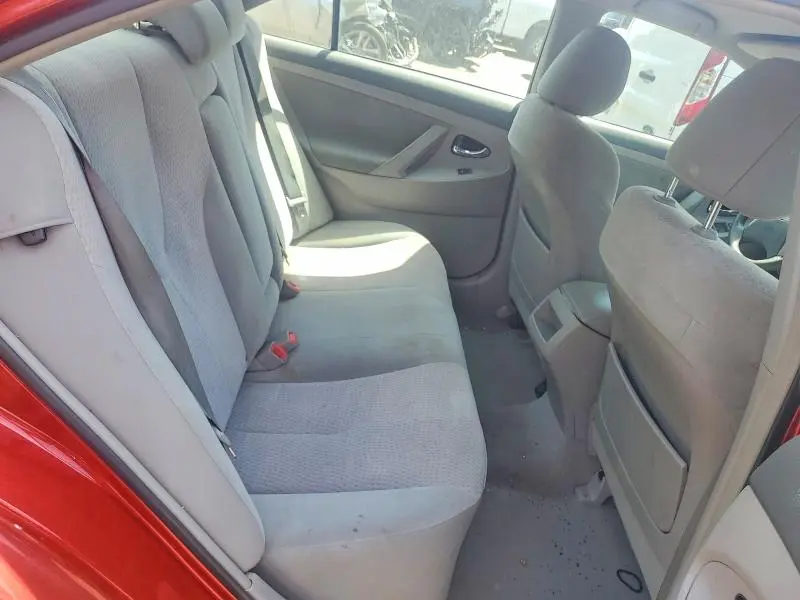 2011 TOYOTA CAMRY LE  