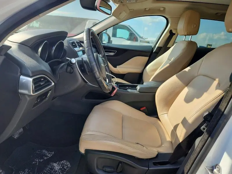 2018 JAGUAR F-PACE PREMIUM  