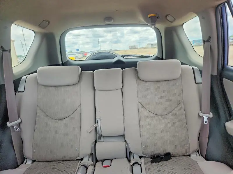 2010 TOYOTA RAV4 BASE  