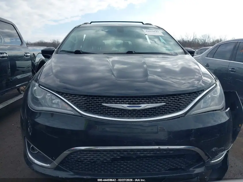 2017 CHRYSLER PACIFICA TOURING-L PLUS