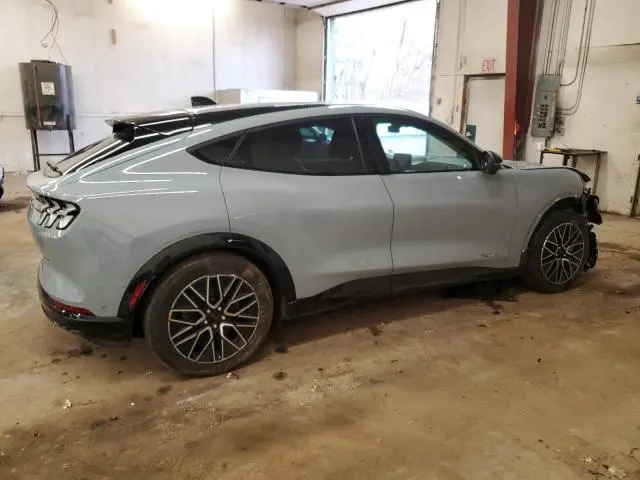 2024 FORD MUSTANG MACH-E PREMIUM  
