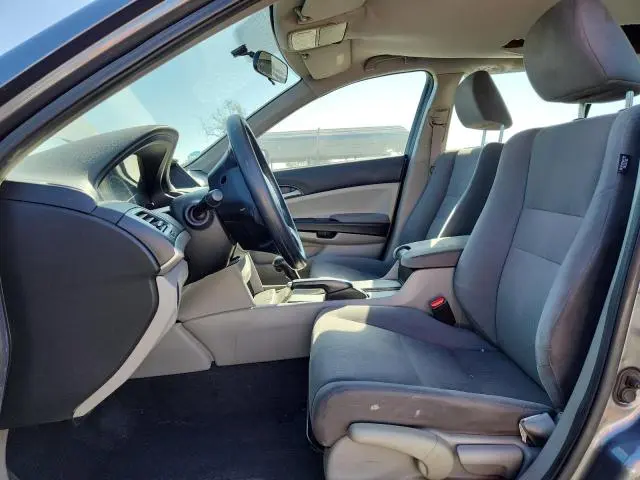 2011 HONDA ACCORD LX  