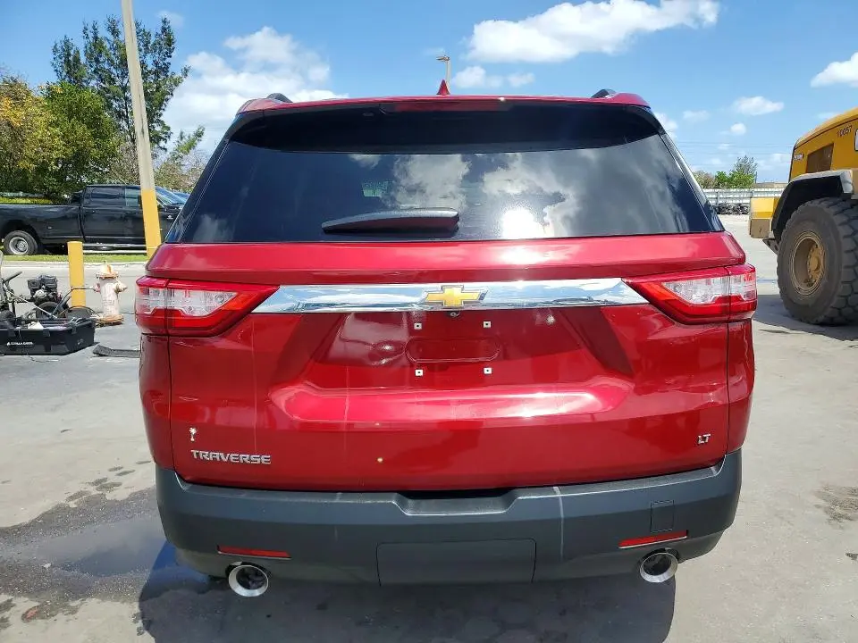 2021 CHEVROLET TRAVERSE LT  