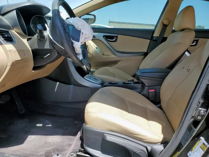 2011 HYUNDAI ELANTRA   