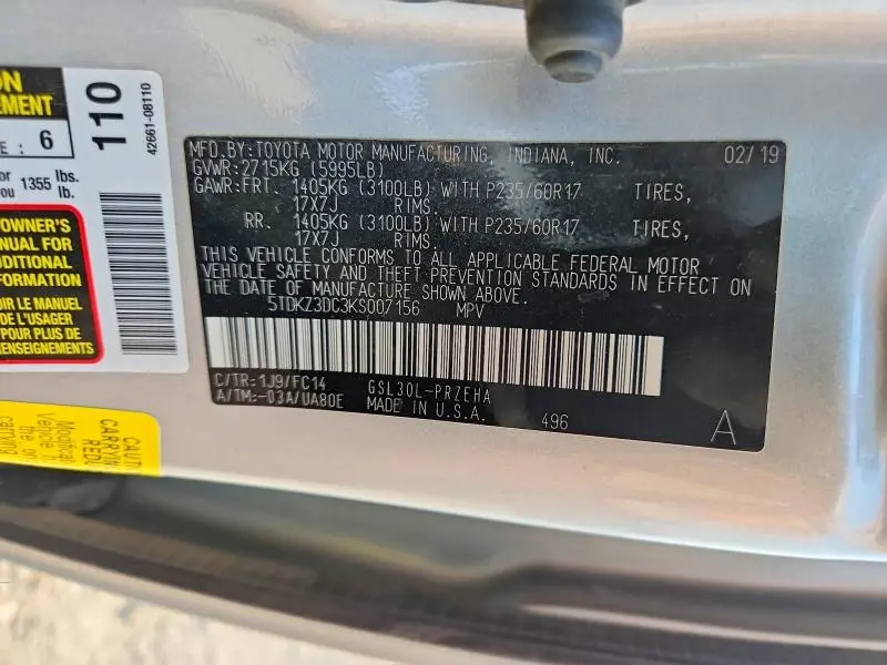 2019 TOYOTA SIENNA LE  