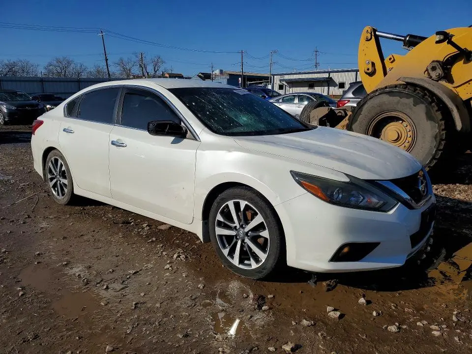2017 NISSAN ALTIMA 2.5 SR  