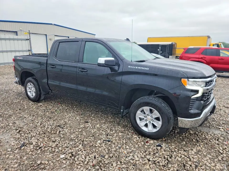 2025 CHEVROLET SILVERADO K1500 LT  