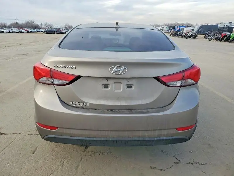 2015 HYUNDAI ELANTRA SE  