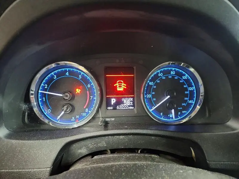 2019 TOYOTA COROLLA LE  