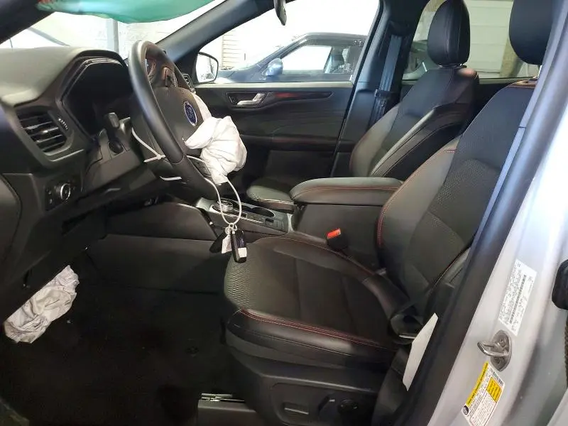 2025 FORD ESCAPE ST LINE SELECT  