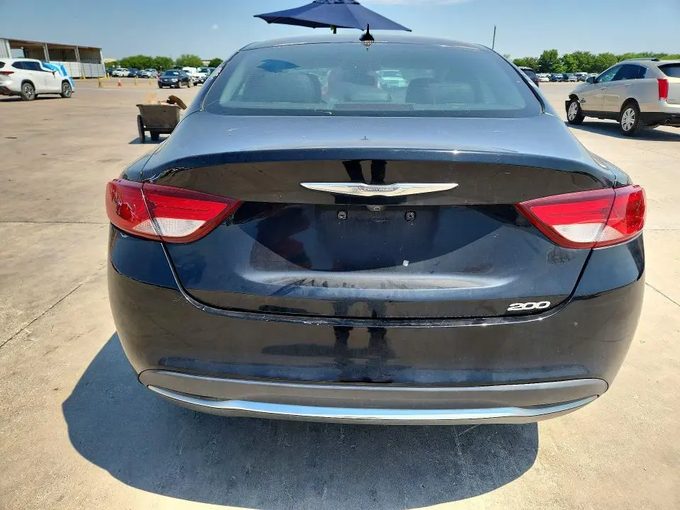 2017 CHRYSLER 200 LIMITED  