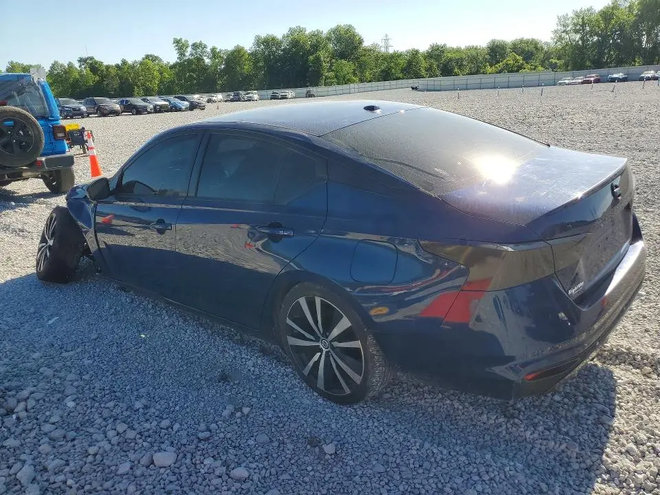 2019 NISSAN ALTIMA SR  