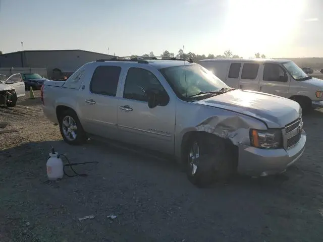2013 CHEVROLET AVALANCHE LTZ  