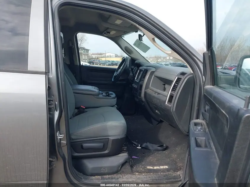 2013 RAM 1500 EXPRESS