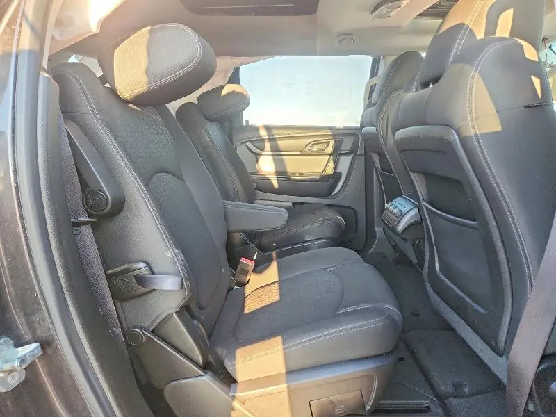 2015 GMC ACADIA SLE  