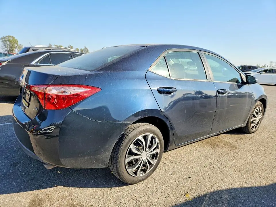 2018 TOYOTA COROLLA LE  