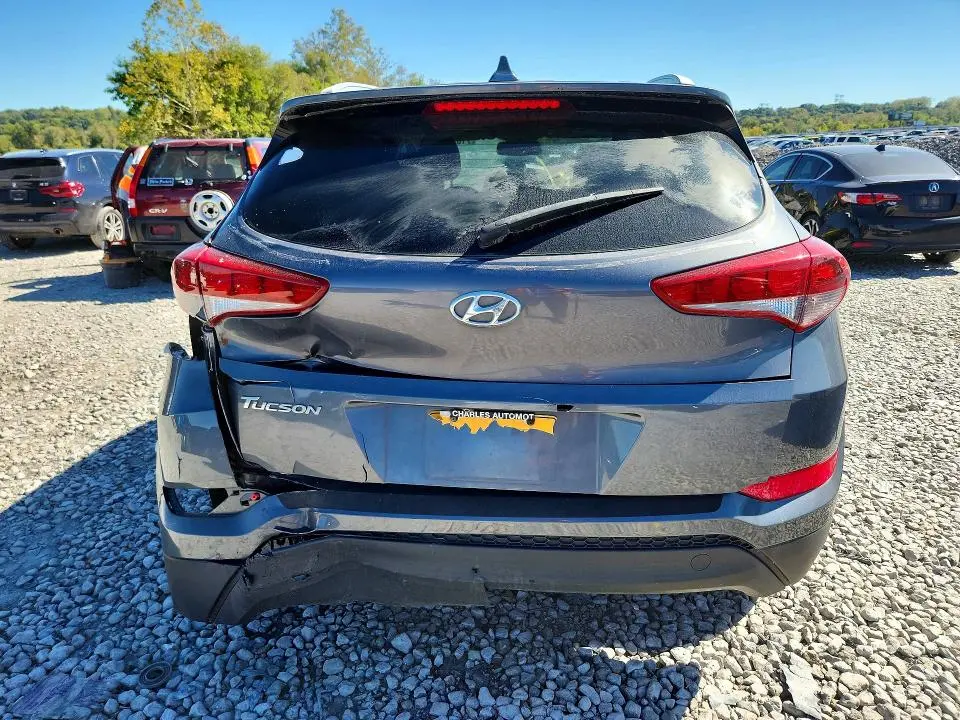 2017 HYUNDAI TUCSON SE PLUS  