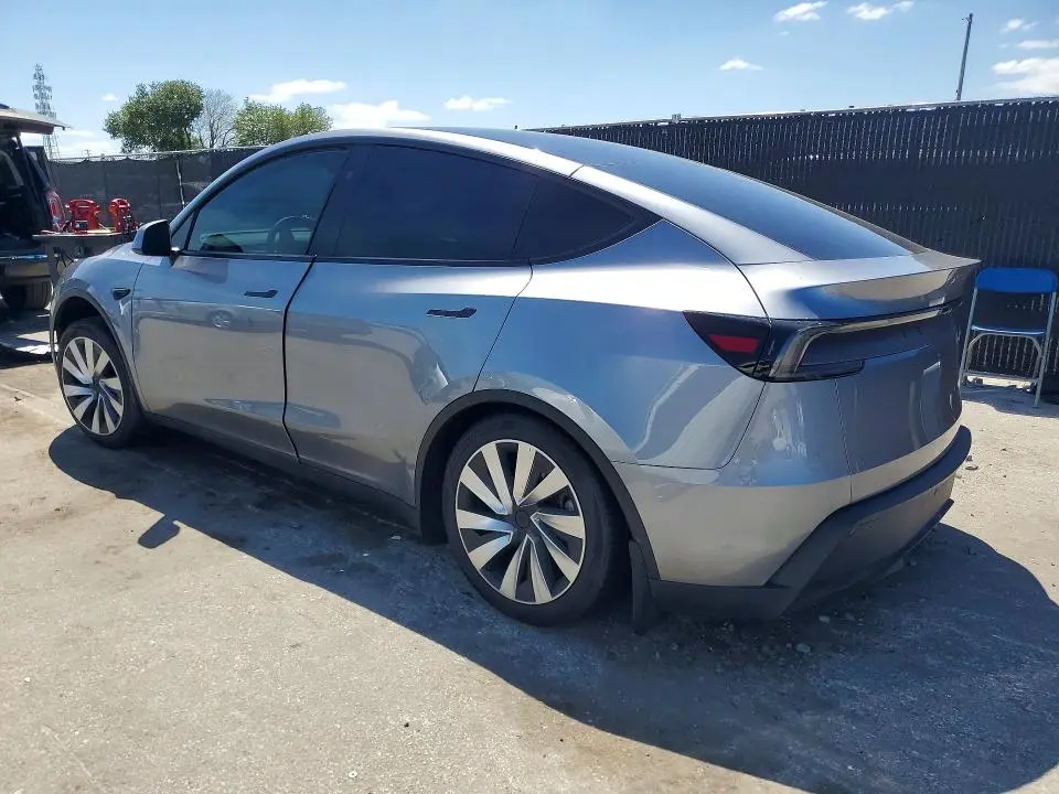 2026 TESLA MODEL Y   