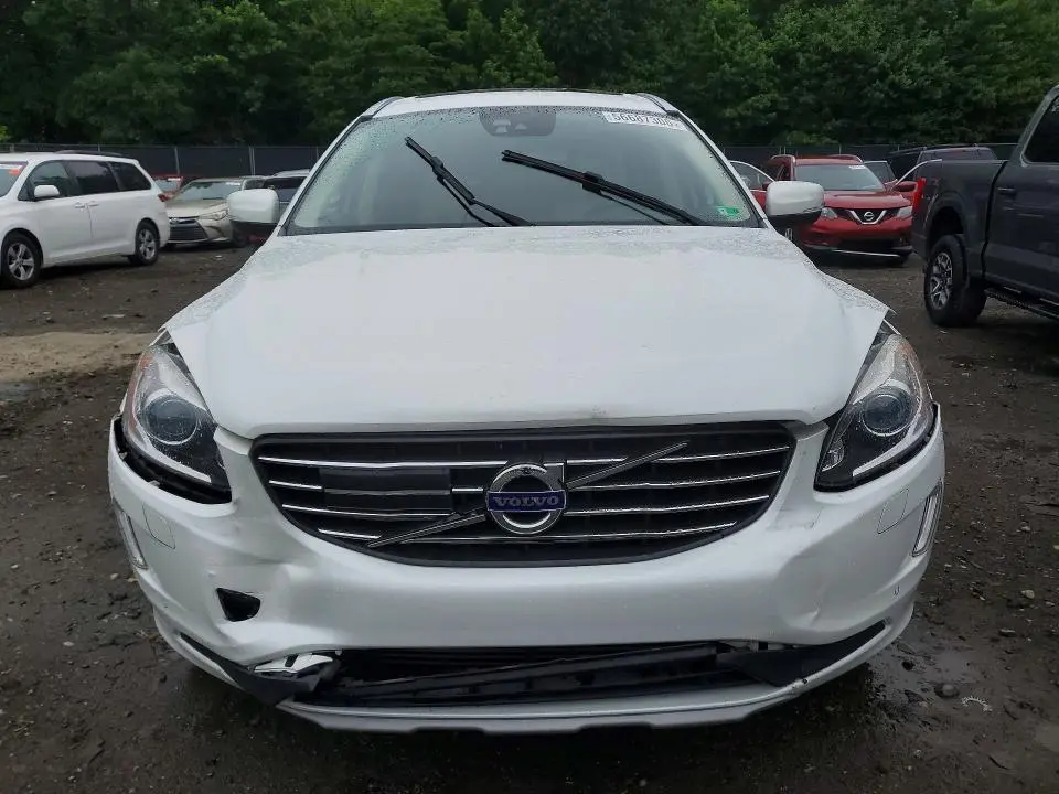 2017 VOLVO XC60 T6 INSCRIPTION  